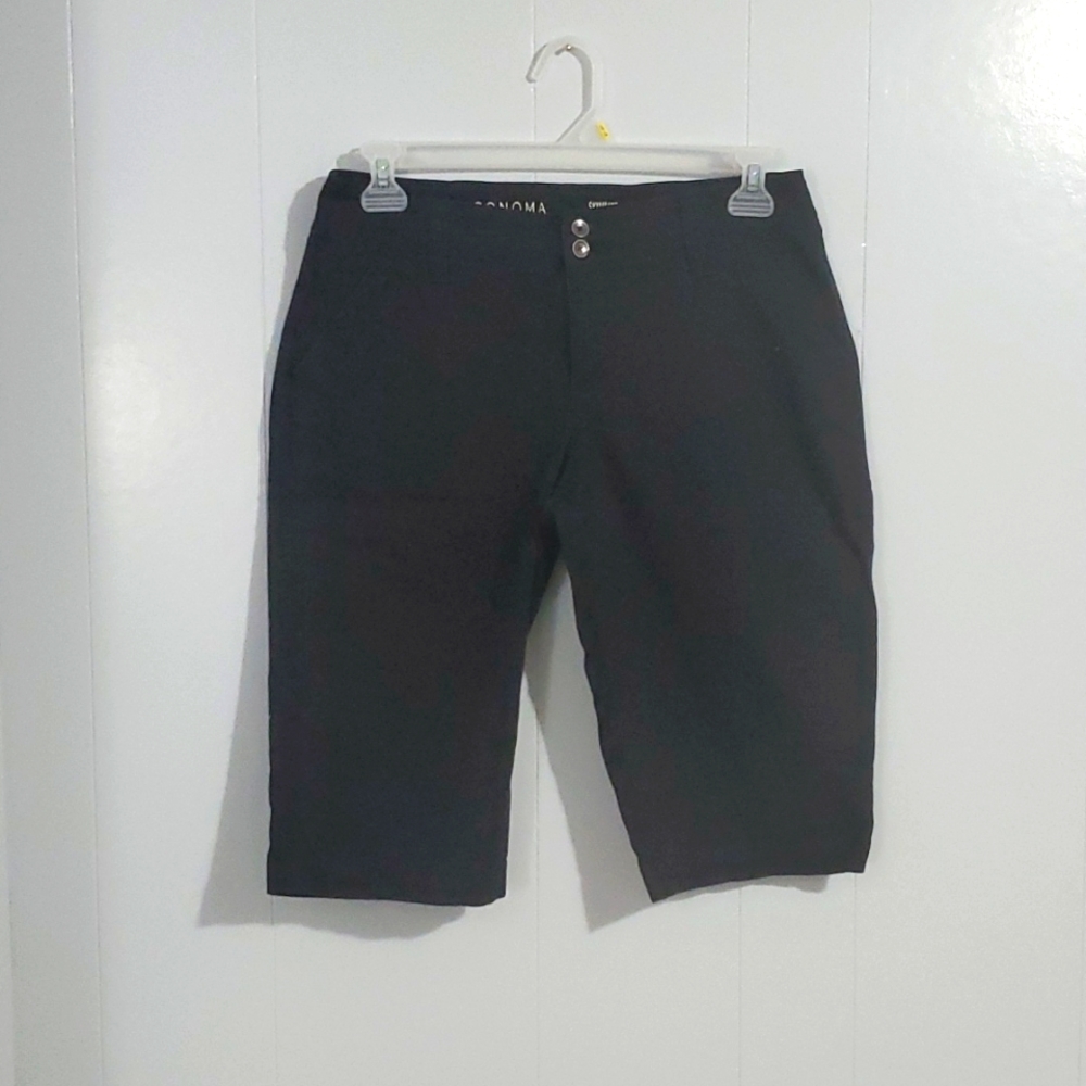 Brand w/o tags Sonoma Skimmer Shorts - Black - Size 10